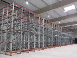 Estantería drive in